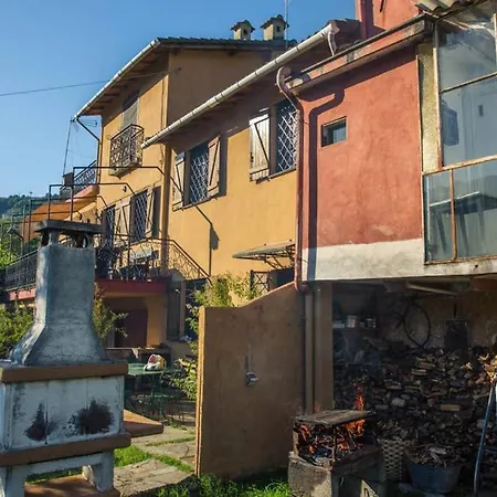Semesterbostad La Casa Nel Bosco